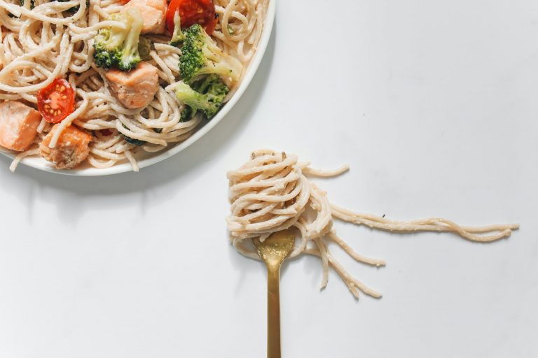 Espaguetis con romanescu: el ingrediente ‘de mar’ que debes añadir para darle más sabor