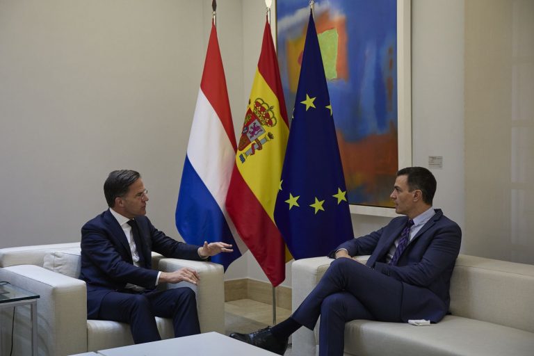 Sánchez defiende ante Rutte profundizar con Países Bajos en la agenda europea