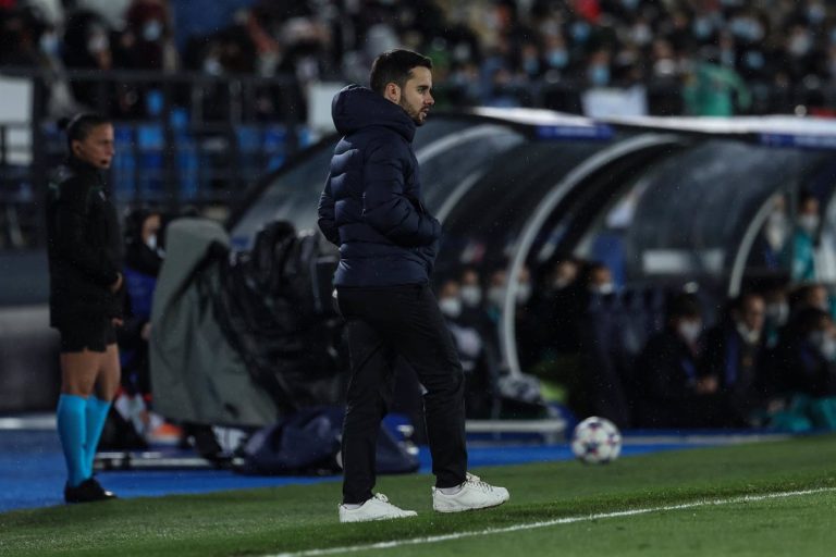 Giráldez: «Ha sido un auténtico partidazo en una noche histórica»