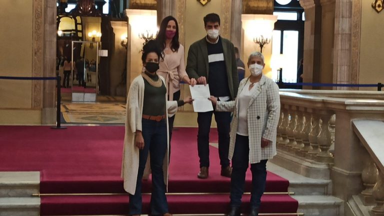 Junts defiende que la proposición de ley sobre el catalán «detiene la imposición» del 25%