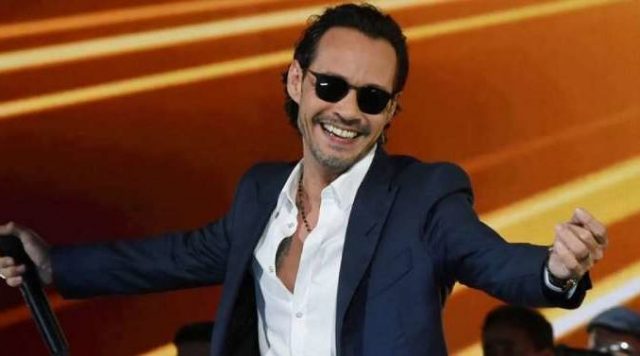 Marc Anthony Pa'Alla Voy