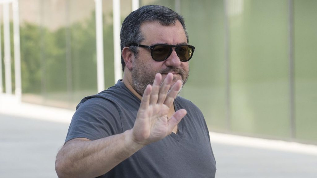 Mino Raiola Se Pone Al Frente De Su Jugador