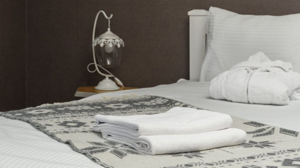 Por Qué Las Sábanas De Un Hotel Son Blancas