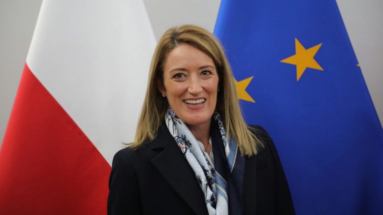 La presidenta de la Eurocámara apuesta por la dependencia cero con Rusia y pone de ejemplo a la Península Ibérica