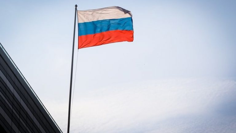 Scope Ratings rebaja la calificación de Rusia a ‘BB+’ y la pone en revisión ante rebajas adicionales
