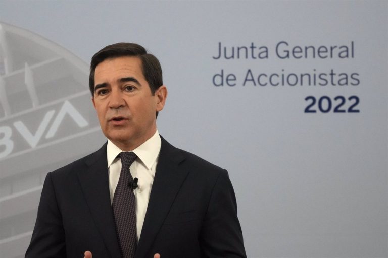 Torres augura «repercusiones estructurales» en la economía mundial por el conflicto en Ucrania
