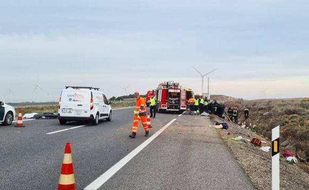 Tres fallecidos en un accidente en la AP-68 en Ablitas