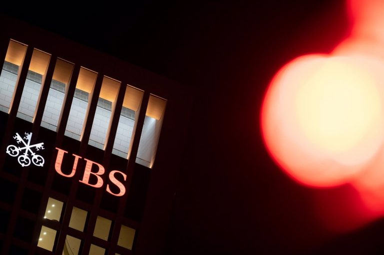 UBS reconoce una exposición de 9,2 millones en préstamos a magnates rusos sancionados