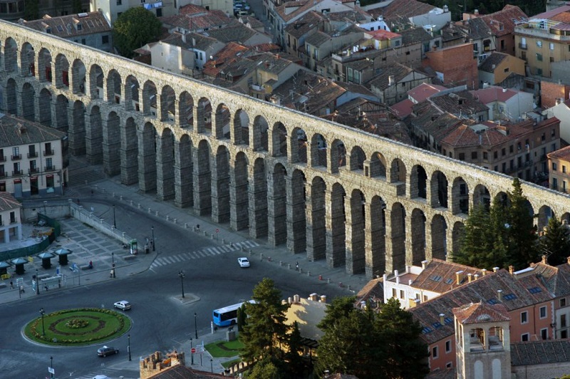 El Motivo Por El Que Quieren Derribar El Acueducto De Segovia