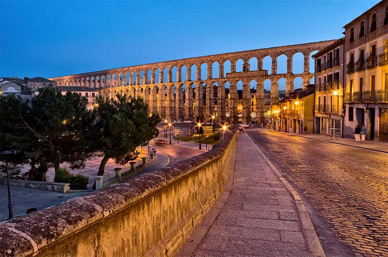 El Motivo Por El Que Quieren Derribar El Acueducto De Segovia