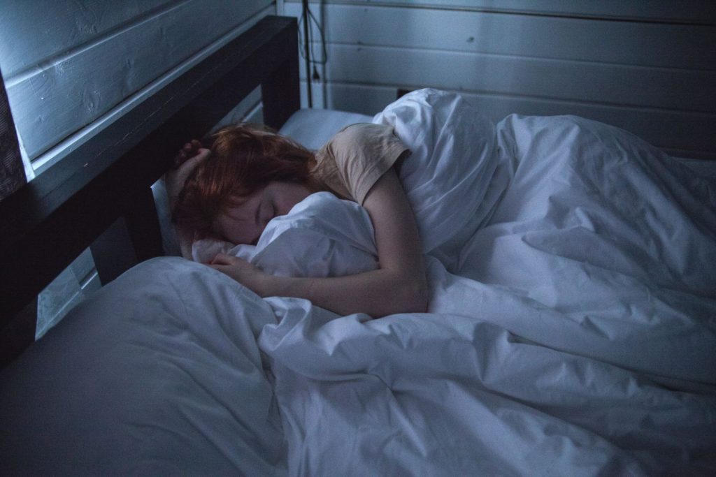 El Motivo Por El Que Debes Dormir Antes De Las 12 De La Noche