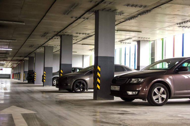 La importancia de contar con un parking y/o garaje
