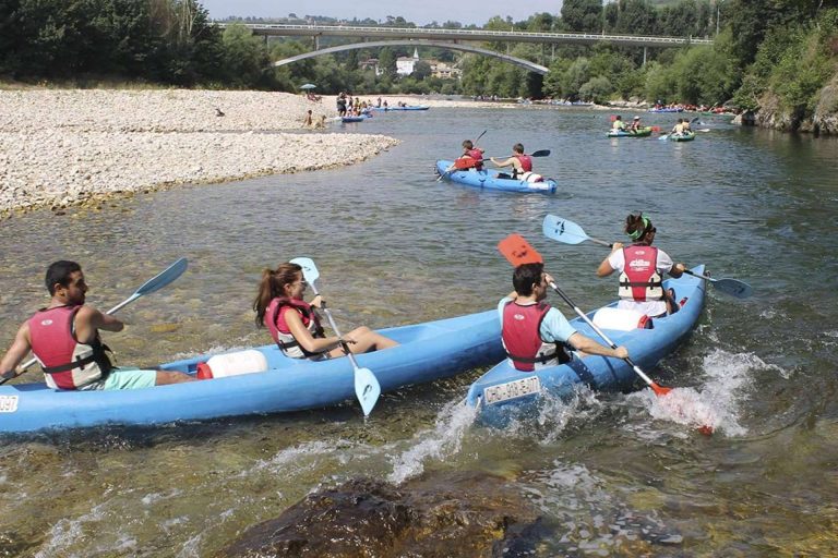 Los Cauces Multiaventura ofrecen una de las actividades favoritas de los amantes de la naturaleza, el Descenso del Sella