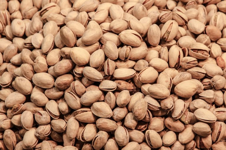 Estos son los peligros para la salud de comer pistachos