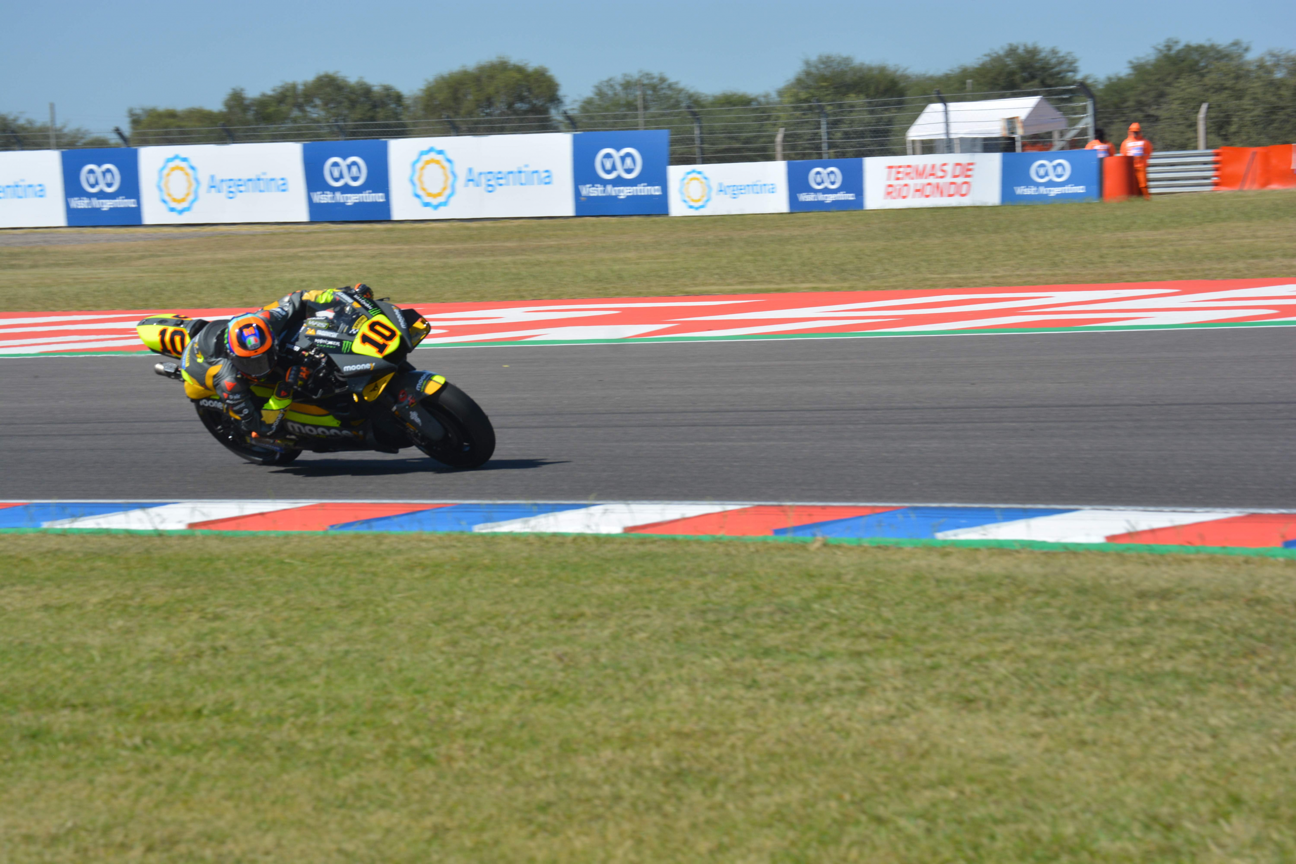 1649143495 Pasi N Y Adrenalina En El Evento De Motociclismo Del A O 1 Scaled
