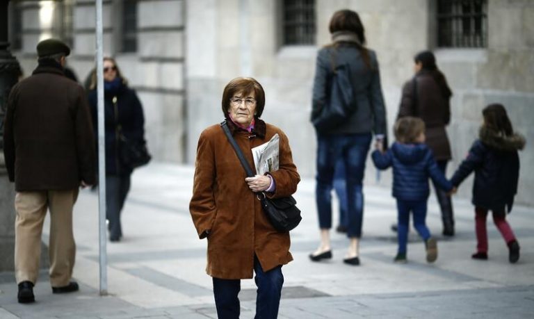 Cantabria suma una muerte por Covid mientras descienden los indicadores
