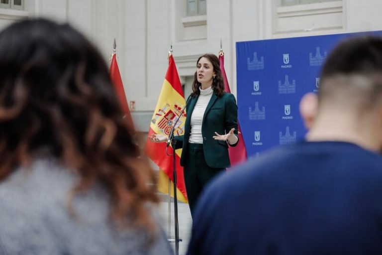 Más Madrid evalúa ir a tribunales por contratos de emergencia con los que empresarios «se forraron»