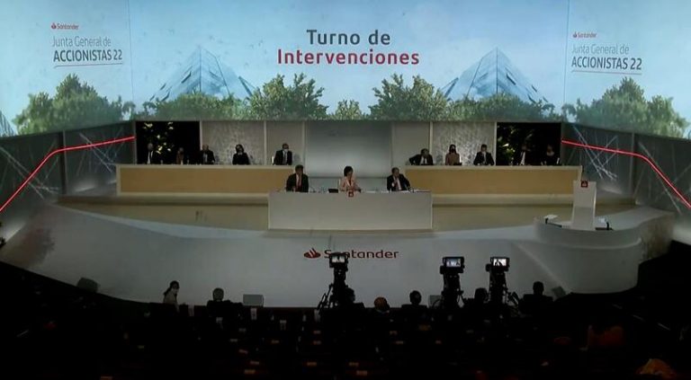 Santander impulsará la escucha continua a los empleados y rechaza las presiones desmedidas