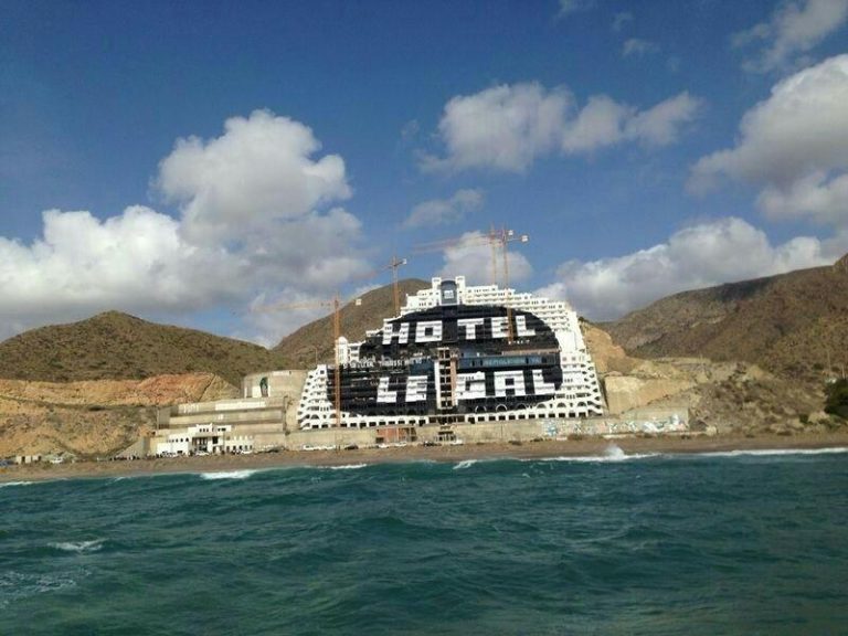 La protección de la costa tiene «deficiencias significativas» y «escasos» recursos públicos