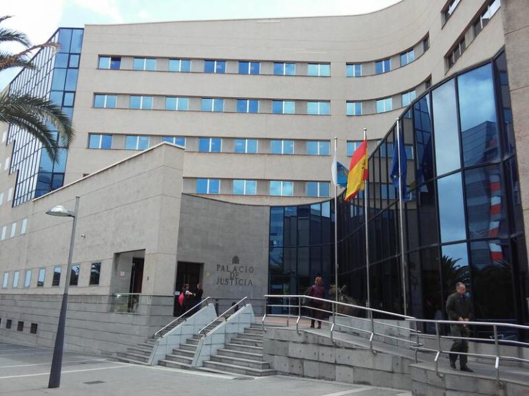 Piden 14 años de cárcel para un hombre, con discapacidad mental leve, por abusar de una menor en La Laguna