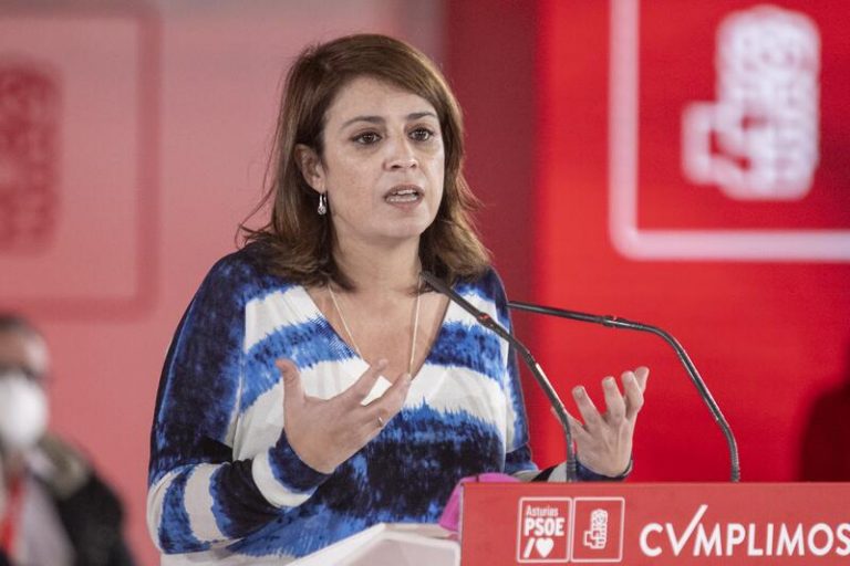 Lastra dice que el PP «sigue sonando igual» con Feijóo