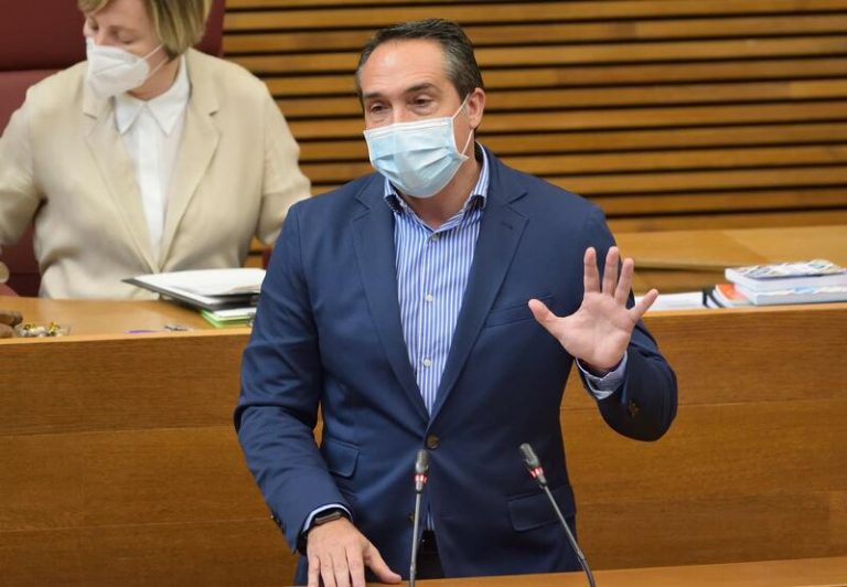 Ibáñez: «Puig debe bajar impuestos y dejarse de ‘ximotrolas’ y ‘ximoengaños'»