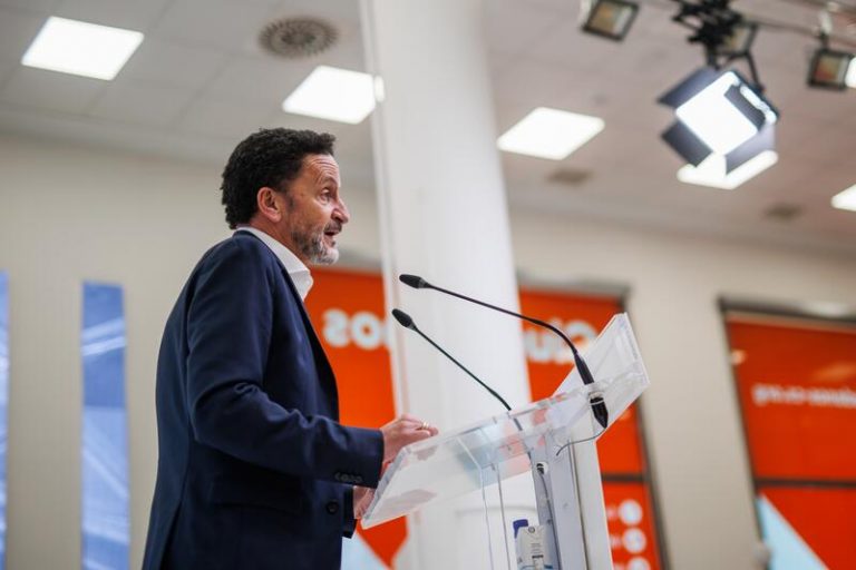 Bal tiende la mano a acuerdos con Feijóo, que ve como la vuelta del «PP de Rajoy»