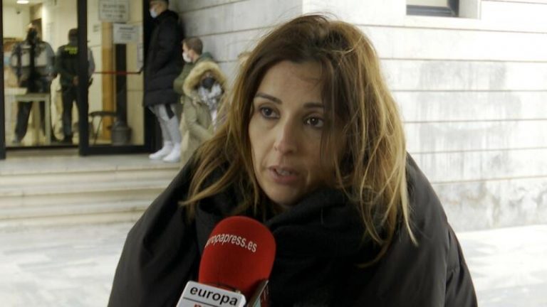 Familiares de la madre del niño asesinado en Sueca: «El padre era un monstruo y ha ido a hacer el daño más grande»