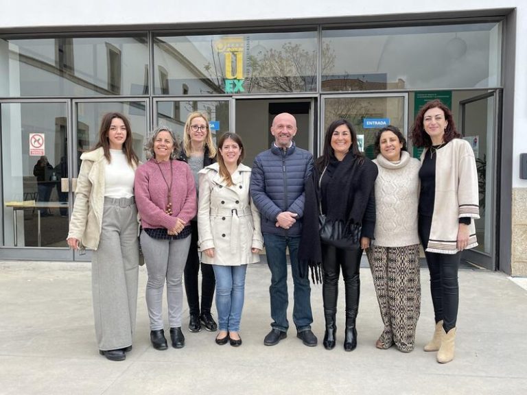 La periodista pamplonesa Eva Lus, nueva presidenta de la Asociación de Radios Universitarias