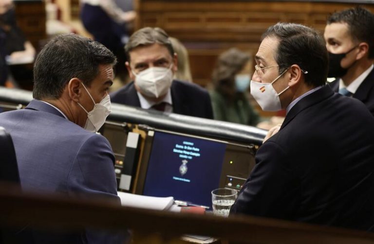 El PSOE afronta hoy en el Congreso un debate sobre su cambio de posición sobre el Sáhara