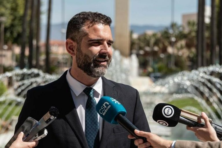 El PP andaluz defiende el trabajo de Moreno para «frenar la crisis»