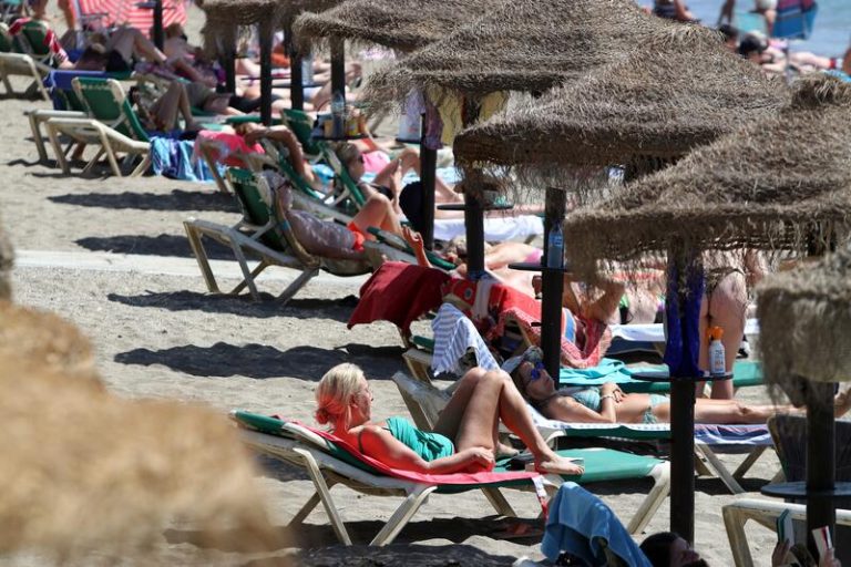 Sánchez asegura que España es uno de los cuatro países más buscados como destino turístico