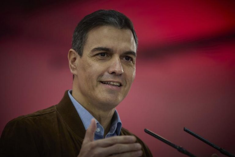 Sánchez anuncia la reapertura de la embajada en Kiev