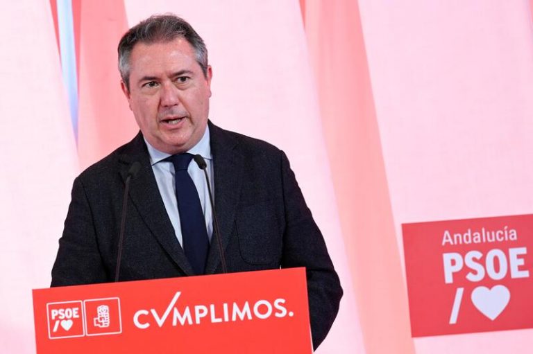 Espadas: «Feijóo no puede pactar con la extrema derecha y a la vez hablar de lista más votada»