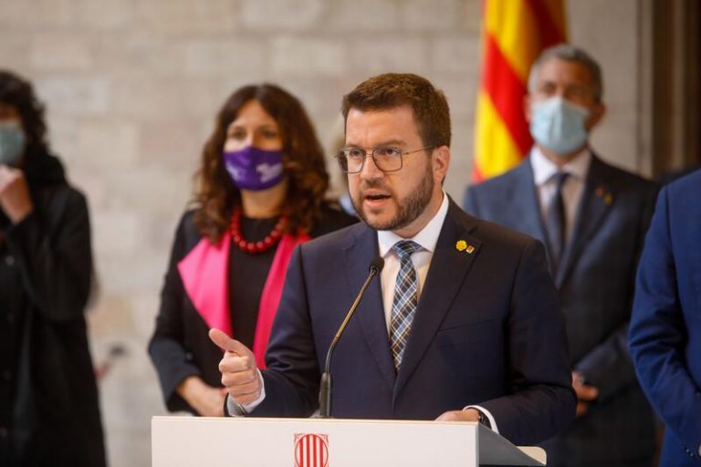 Aragonès se reúne en Madrid con los partidos afectados por el presunto espionaje