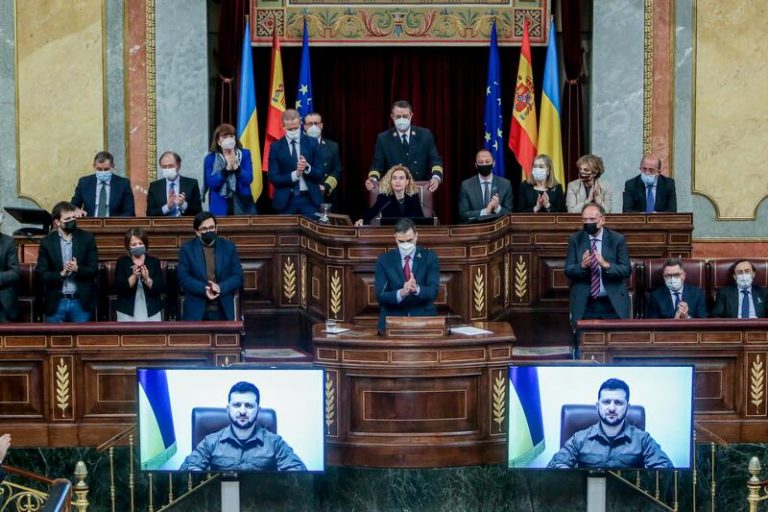 Sánchez llega a Kiev para reunirse con Zelenski
