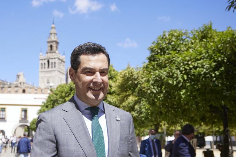 Moreno celebra la victoria de Macron y le desea éxito