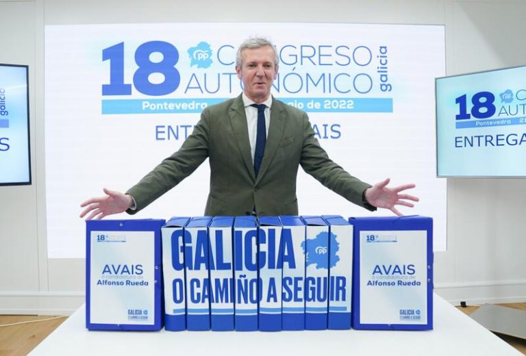 Rueda formaliza su candidatura a liderar el PPdeG con récord de avales