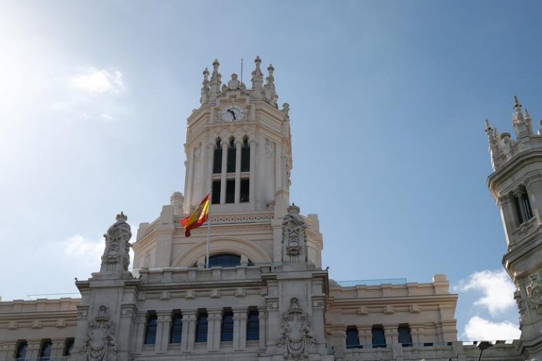 El juez mantiene al Ayuntamiento de Madrid como perjudicado en contra de Medina