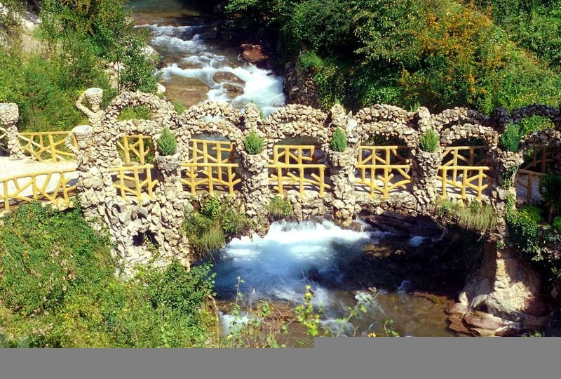 Este Es El Pueblo 'Perdido' Del Pirineo Catalán Que Te Encantará