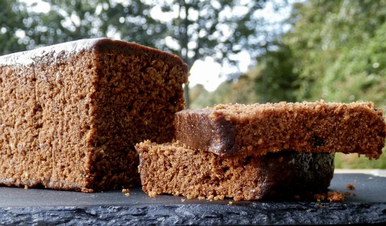 Bizcocho de avena: el postre saludable que puedes tomar aun estando a dieta