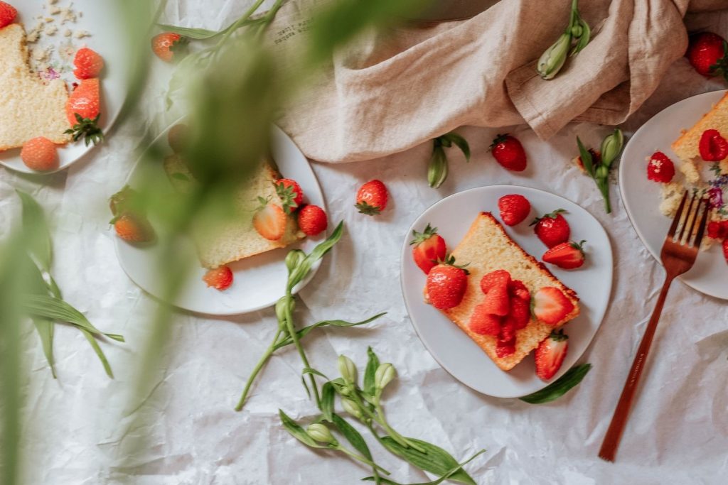Bizcocho De Fresas Esta Es La Forma De Ponerlas Y Que No Se Quemen