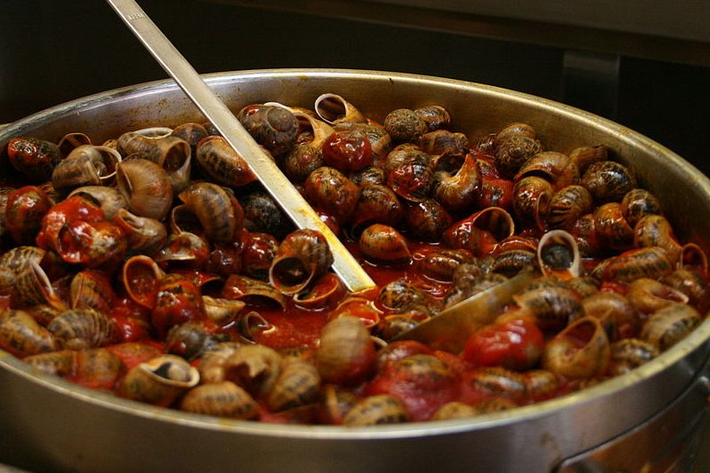 Caracoles A La Madrileña: El Plato Que Casi Nadie Hace Y Que Sale Divino