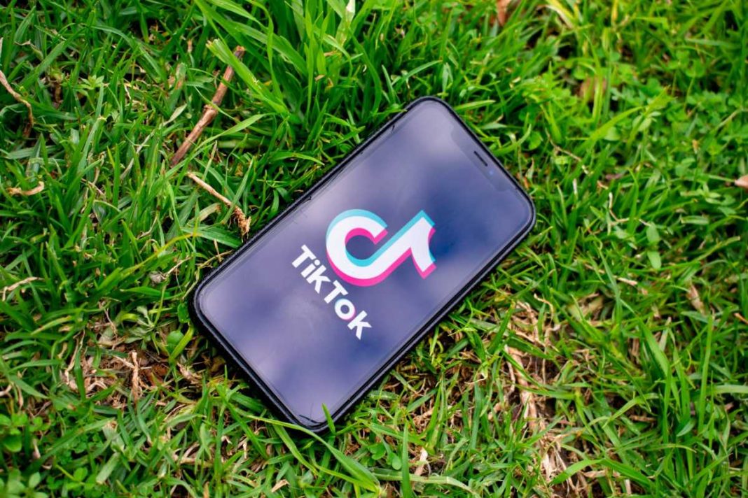 Cómo crear efectos de realidad aumentada en TikTok