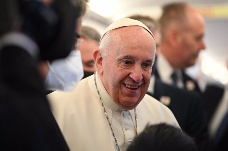 El Papa revela que está considerando un viaje a Kiev