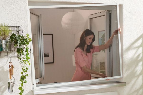 Conoce Cómo Limpiar Los Rieles De Las Ventanas