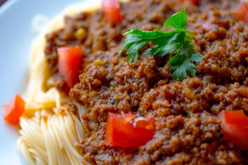 Espaguetis A La Boloñesa: La Auténtica Receta Italiana Que No Se Parece A La Nuestra