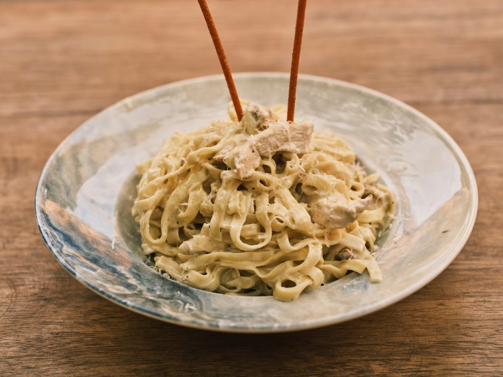 Fetuchini Alfredo Cómo Se Hace Y Qué Lleva El Clásico De Los Clásicos De La Pasta