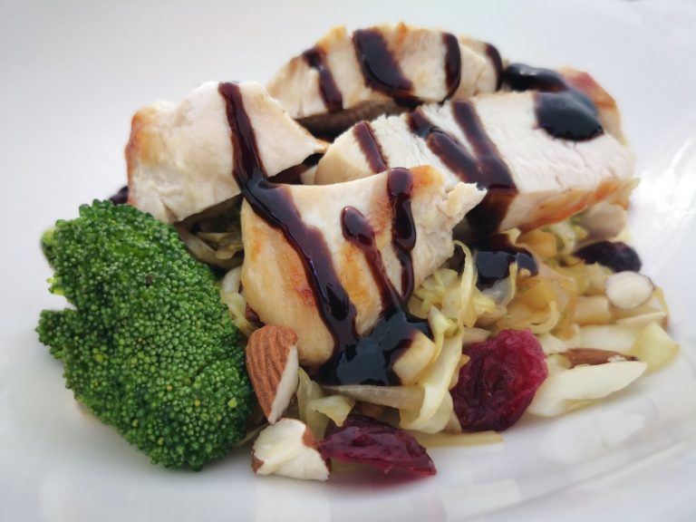 Pollo con almendras, el sabor único que tendrás que repetir