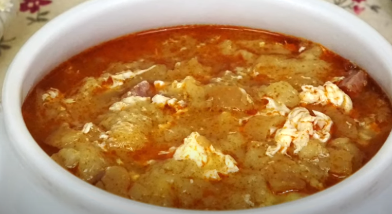 Sopa castellana el plato caliente que echarás de menos en verano